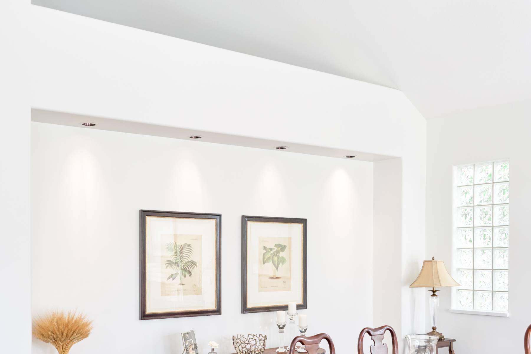 Hire Professional Painters in North Vancouver: 4 Reasons